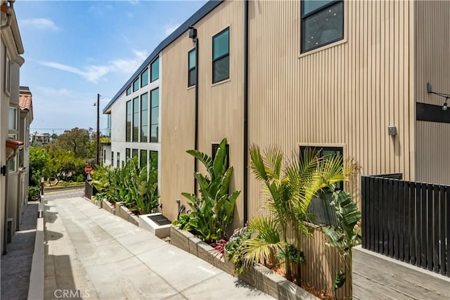 2007 Ava Ave, Hermosa Beach, CA 90254 - view of side of property