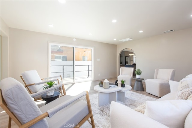 2702 Reynier Ave, Los Angeles, CA 90034 - photo 8
