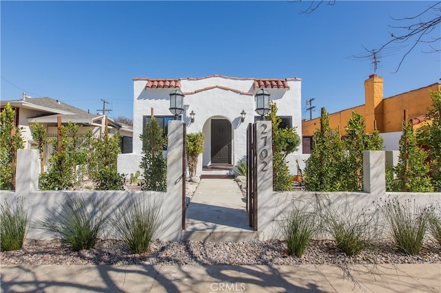 2702 Reynier Ave, Los Angeles, CA 90034 - photo 1