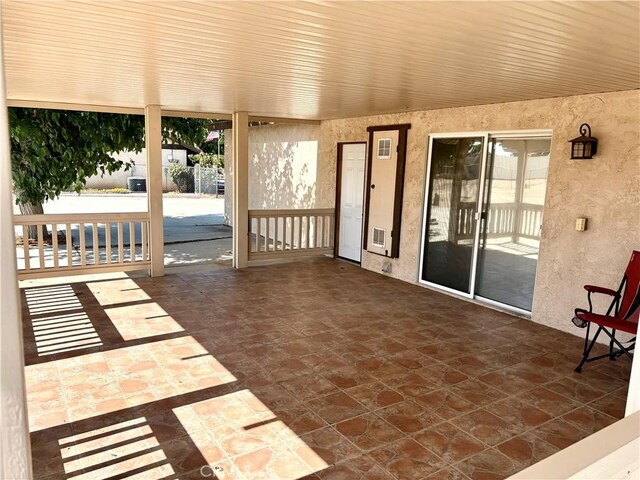 9856 Hawthorne Ave, Hesperia, CA 92345 - view of unfurnished sunroom