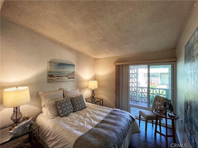 13821 Fresh Meadow Ln Unit M3-D, Seal Beach, CA 90740 - bedroom with a textured ceiling and wood finished floors