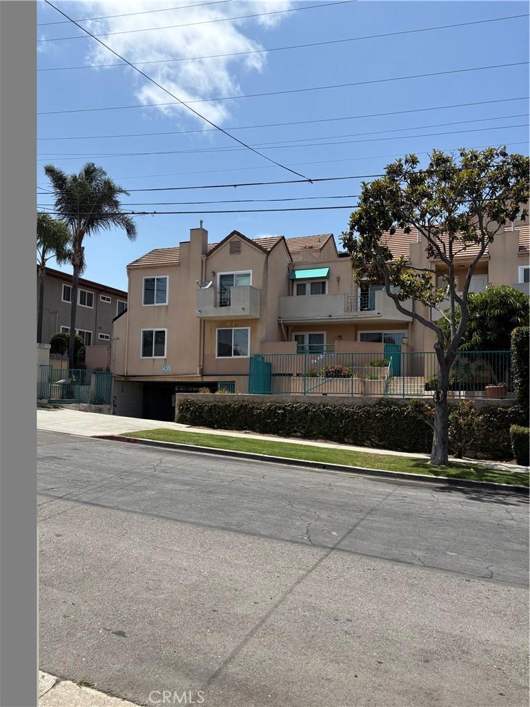 435 E Tamarack Ave Unit 172, Inglewood, CA 90301 - photo 2