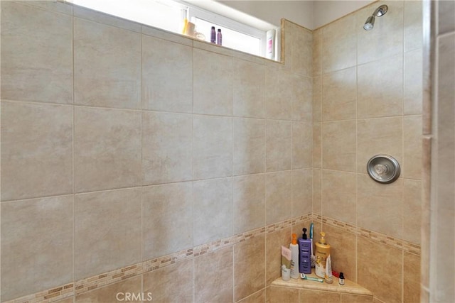 10776 Joshua St, Oak Hills, CA 92344 - bathroom featuring a tile shower