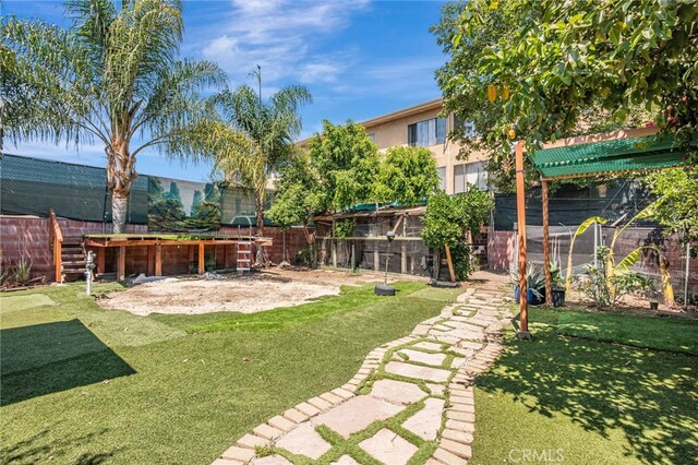 7134 Stansbury Ave, Van Nuys, CA 91405 - view of yard