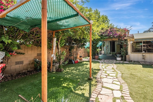 7134 Stansbury Ave, Van Nuys, CA 91405 - view of yard
