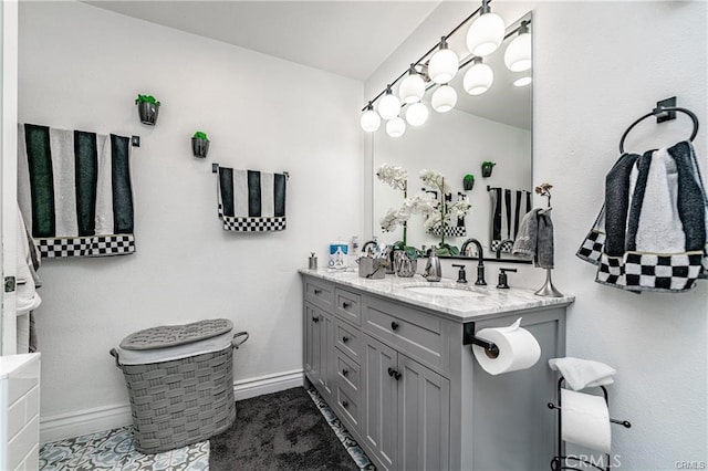 13800 Glenoaks Blvd, Sylmar, CA 91342 - full bath featuring double vanity and baseboards