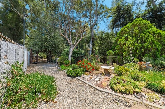 21885 Lake Mathews Dr, Perris, CA 92570 - photo 32
