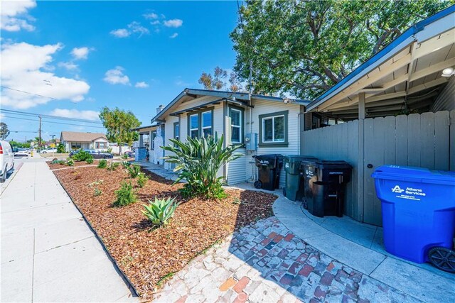 201 S Spruce St, Montebello, CA 90640 - view of front of property