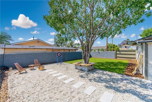 201 S Spruce St, Montebello, CA 90640 - view of fenced backyard