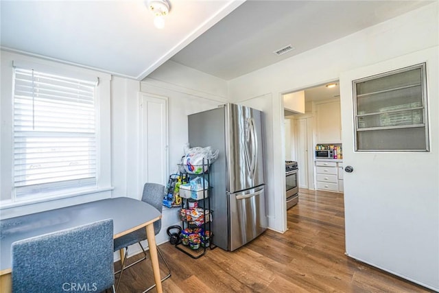 201 S Spruce St, Montebello, CA 90640 - home office with wood finished floors
