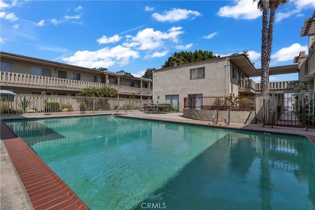 3265 Santa Fe Ave Unit 145, Long Beach, CA 90810 - view of community pool