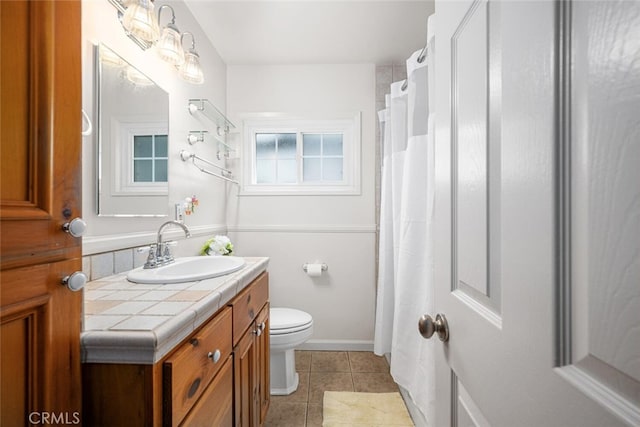 7028 E Parkcrest St, Long Beach, CA 90808 - full bathroom featuring tile patterned flooring and vanity