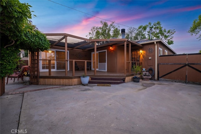 7028 E Parkcrest St, Long Beach, CA 90808 - view of front of house with a patio