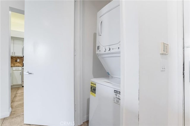 5151 Balboa Blvd Unit 104, Encino, CA 91316 - laundry room with stacked washer / dryer