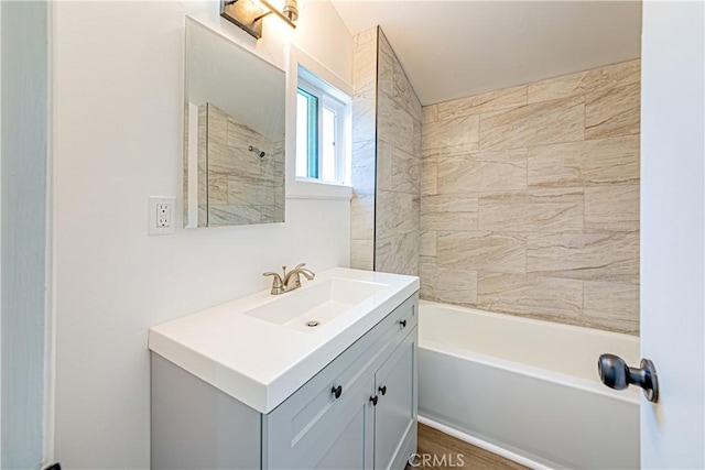 1510 W 147th St, Gardena, CA 90247 - bathroom with vanity and washtub / shower combination
