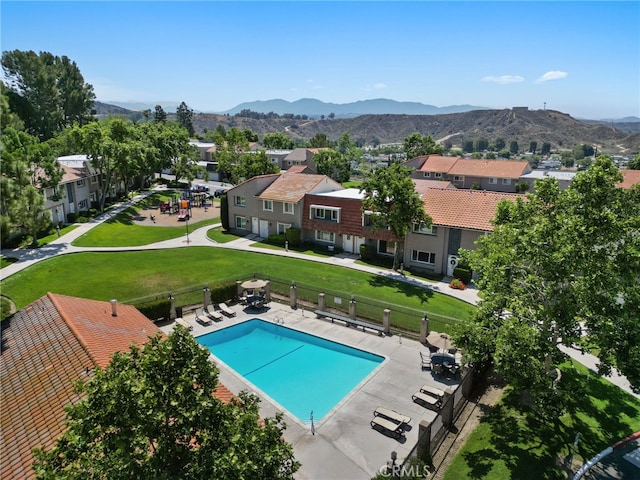22524 Paseo Terraza, Saugus, CA 91350 - community pool featuring a mountain view and a residential view