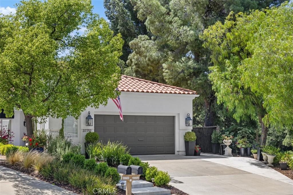 37751 Bear View Cir, Murrieta, CA 92562 - photo 1