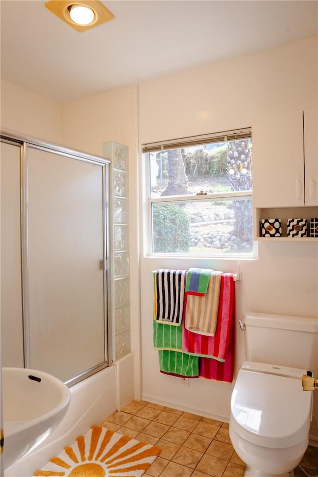 3311 Carolina S, San Pedro, CA 90731 - full bathroom featuring tile patterned flooring and bath / shower combo with glass door