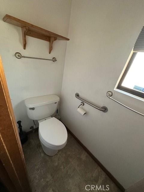 27208 Cornell St, Hemet, CA 92544 - bathroom with toilet