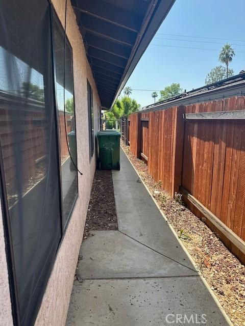 27208 Cornell St, Hemet, CA 92544 - view of patio / terrace