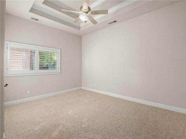 6660 N St Catherine Ct, Fresno, CA 93711 - carpeted spare room featuring a tray ceiling and a ceiling fan