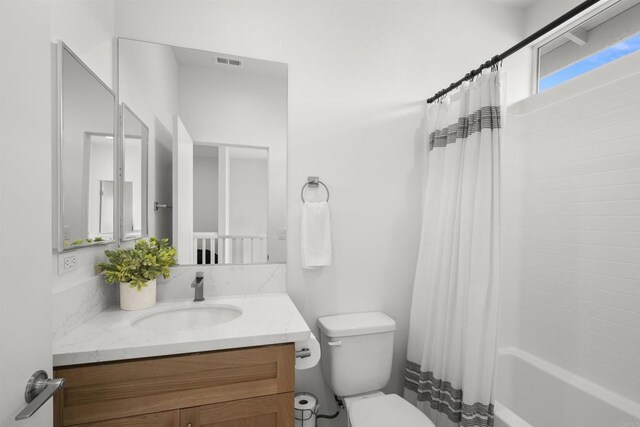 2210 Bonita Ct, Lemon Grove, CA 91945 - bathroom featuring vanity and shower / bathtub combination with curtain