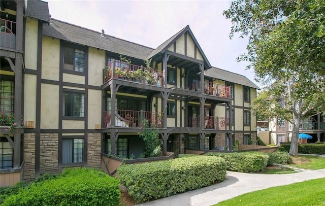 3641 S Bear St Unit F, Santa Ana, CA 92704 - view of building exterior