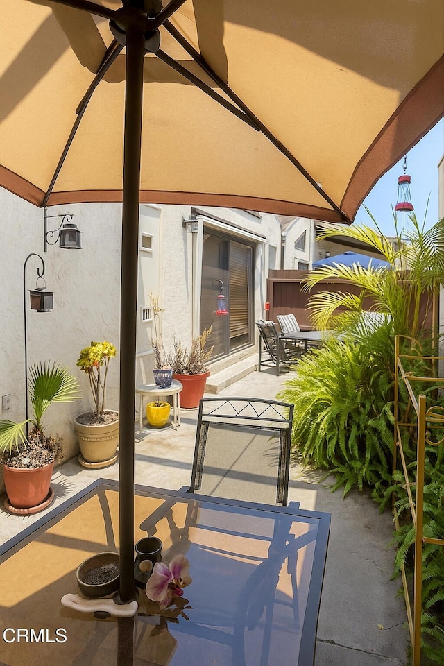 758 W Foothill Blvd, Monrovia, CA 91016 - view of patio / terrace