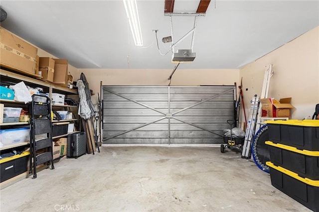 11 Tilden Ln, Chico, CA 95928 - garage with a garage door opener