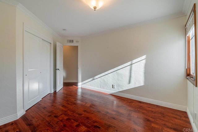 4280 Trias St, San Diego, CA 92103 - empty room featuring wood finished floors and ornamental molding