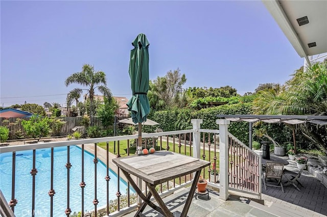 1440 8th St, Manhattan Beach, CA 90266 - balcony with view of pool