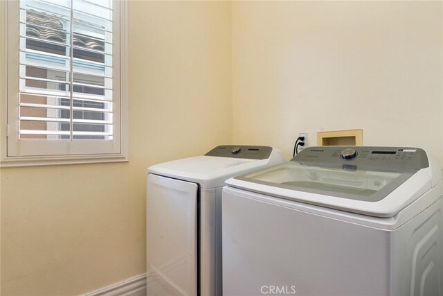 3820 Bidwell Dr, Yorba Linda, CA 92886 - laundry area with washer and clothes dryer