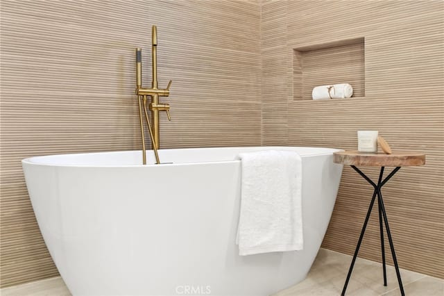 4016 Old Topanga Canyon Rd, Calabasas, CA 91302 - bathroom view of a freestanding bath
