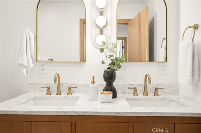 4016 Old Topanga Canyon Rd, Calabasas, CA 91302 - full bathroom featuring double vanity