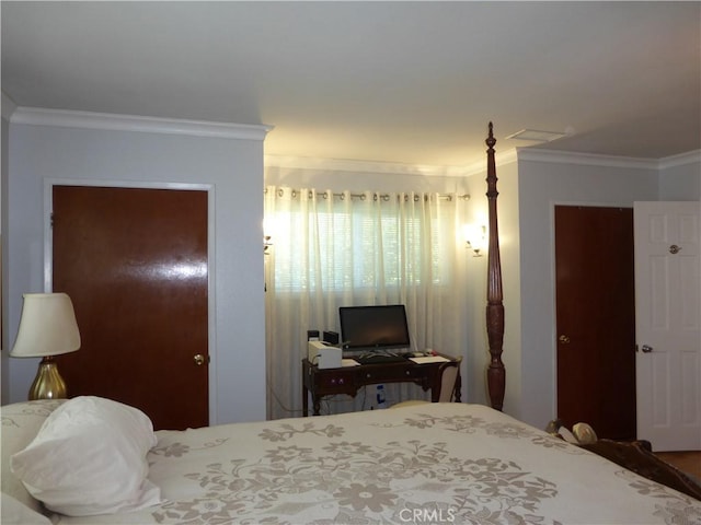 7106 Elmwood Rd, San Bernardino, CA 92404 - bedroom featuring crown molding