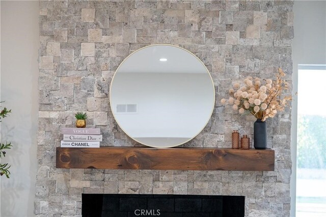 73466 Salt, Cedar, Palm Desert, CA 92260 - detailed view of a fireplace