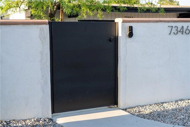 73466 Salt, Cedar, Palm Desert, CA 92260 - view of gate