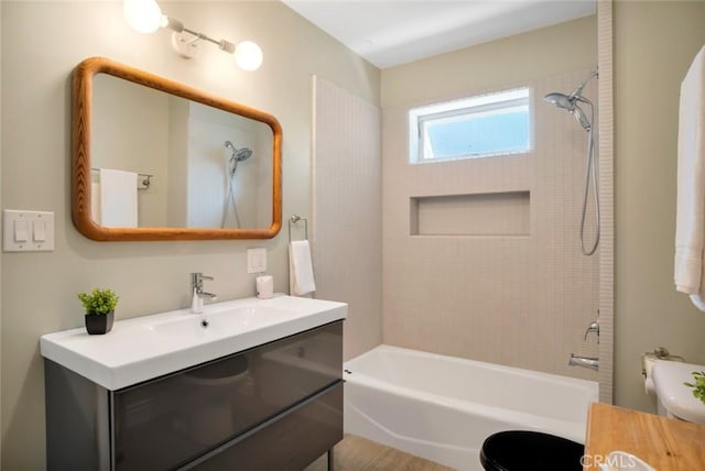 1000 N Chester Ave, Pasadena, CA 91104 - bathroom featuring vanity and washtub / shower combination