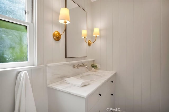 1000 N Chester Ave, Pasadena, CA 91104 - bathroom featuring vanity
