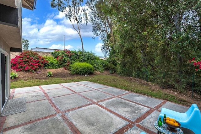 15015 Tacuba Dr, La Mirada, CA 90638 - view of yard with a patio