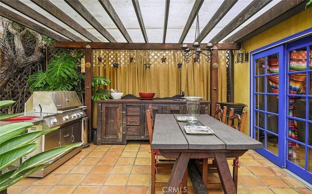 4260 Mcconnell Blvd, Los Angeles, CA 90066 - view of patio featuring exterior kitchen and outdoor dining space