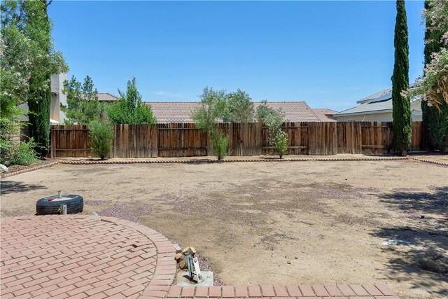 13145 Falcon Trl, Victorville, CA 92392 - photo 21