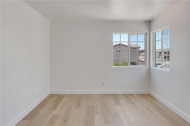 13145 Falcon Trl, Victorville, CA 92392 - photo 11