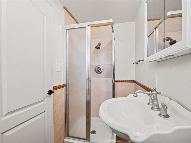 27545 Santa Clarita Rd, Saugus, CA 91350 - bathroom with a stall shower