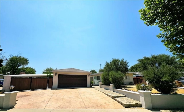 27545 Santa Clarita Rd, Saugus, CA 91350 - ranch-style house featuring a garage and concrete driveway