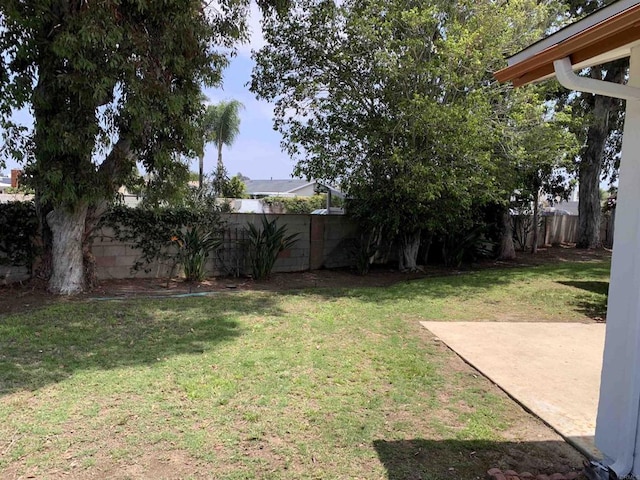 1878 Wolviston Way, San Diego, CA 92154 - fenced backyard featuring a patio area