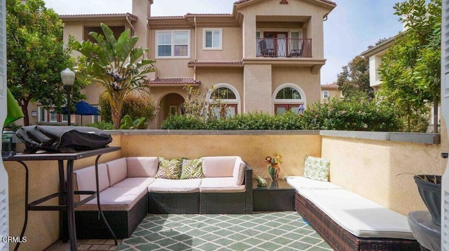 1239 Bayside Ln, Oxnard, CA 93035 - patio / terrace featuring an outdoor hangout area