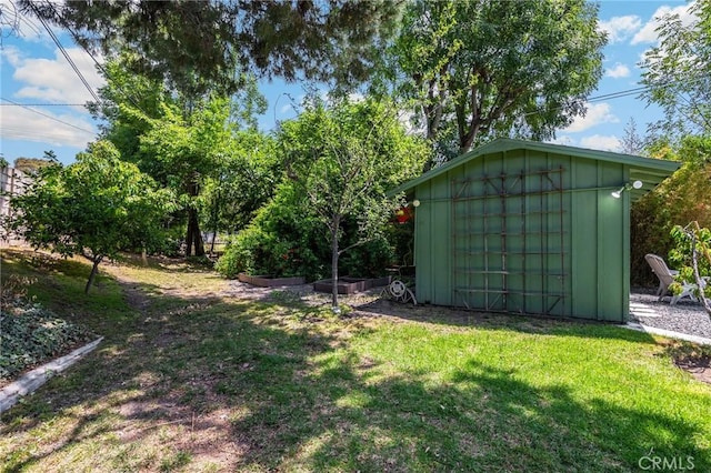 1345 W Valley View Dr, Fullerton, CA 92833 - view of grassy yard featuring a storage shed