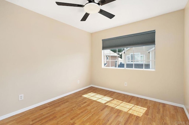 15140 Chase St, North Hills, CA 91343 - unfurnished room with light wood-type flooring and a ceiling fan