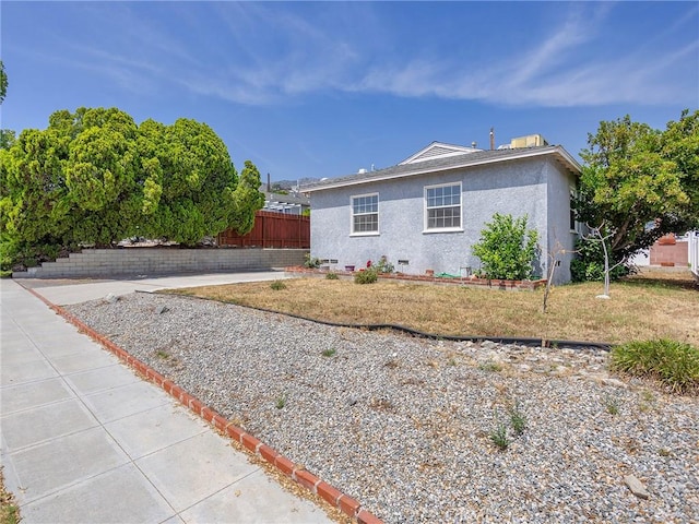 2724 Scott Rd, Burbank, CA 91504 - view of property exterior with stucco siding